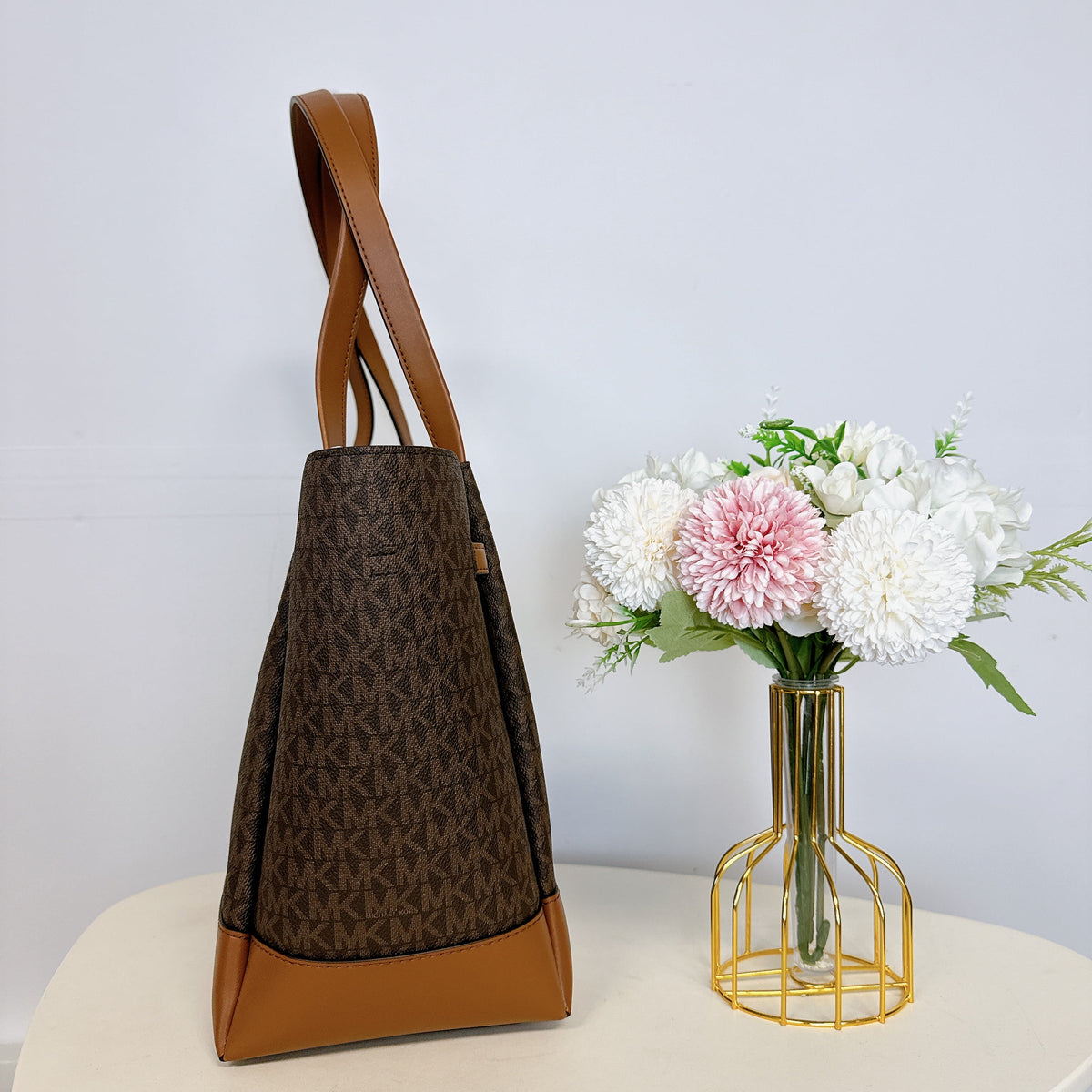 Brown Large Belted Tote R7029