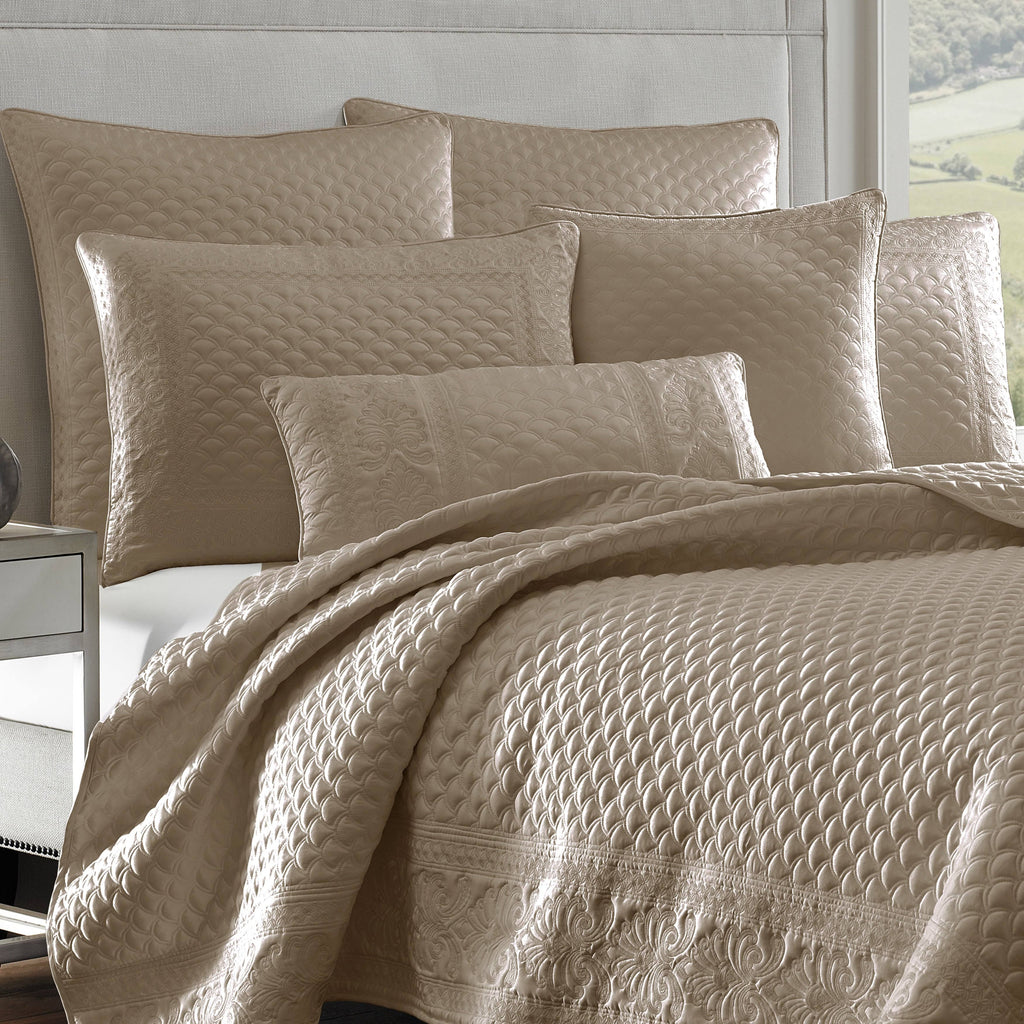 Taupe Full/Queen Coverlet W448