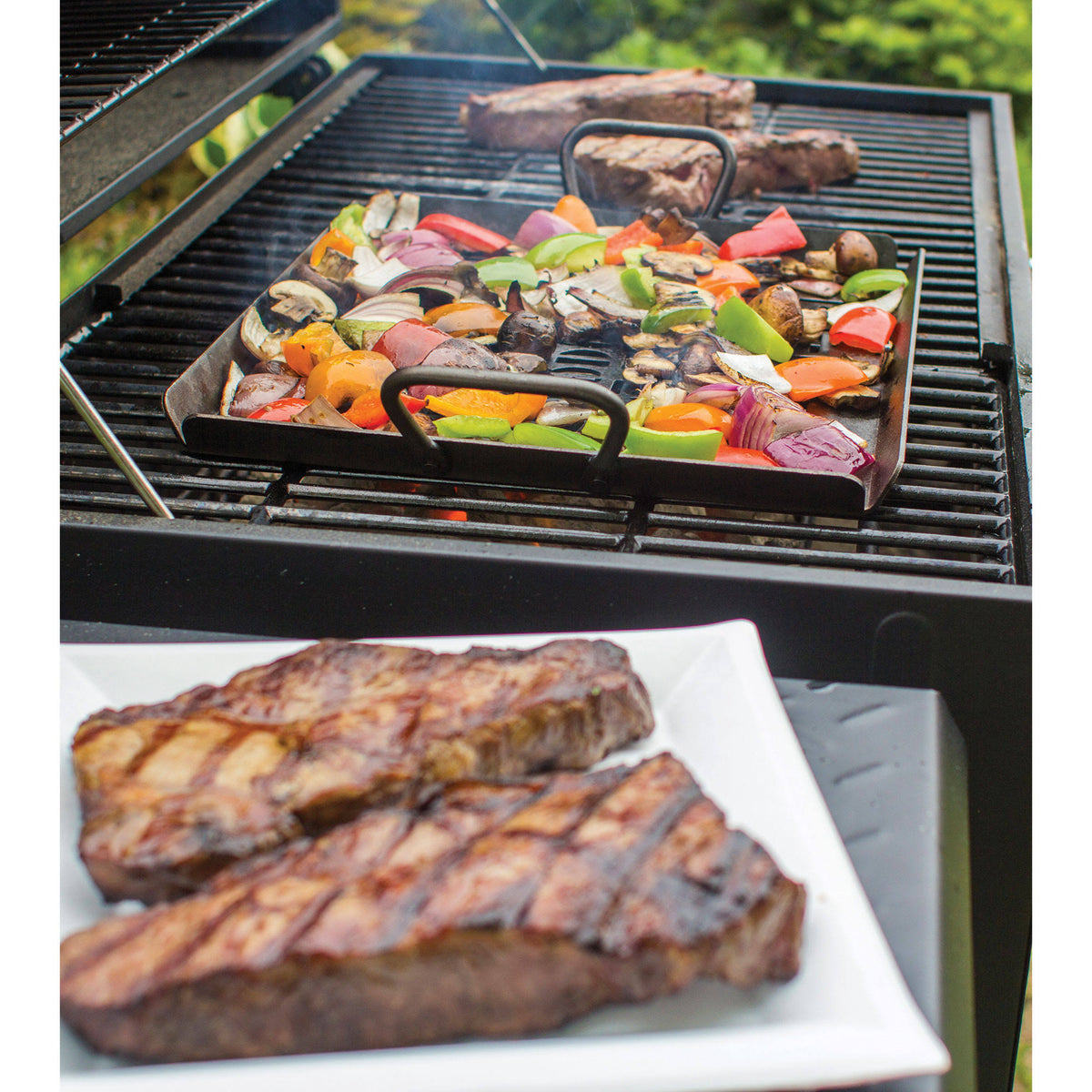Seasoned Carbon Steel Grilling Pan J93582
