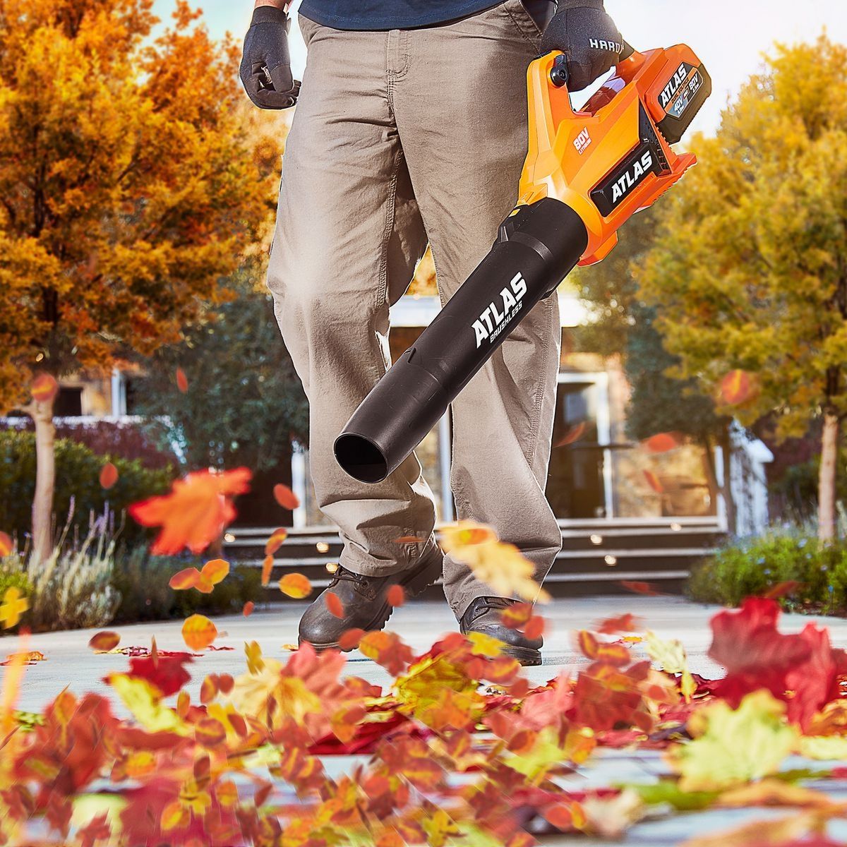 80V Brushless Cordless 150 MPH/605 CFM Blower Q467