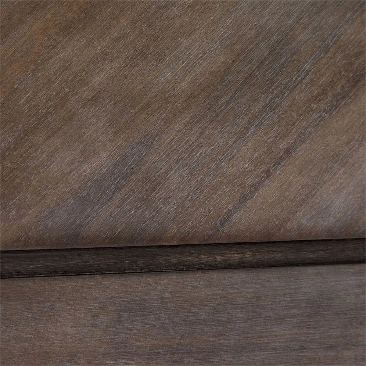 Queen Bed in Dark Brown P731