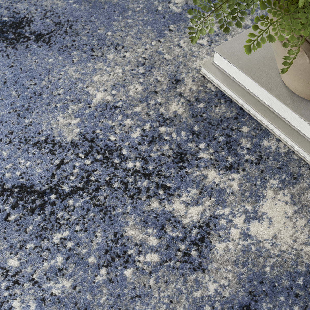 Light Blue Black Round Area Rug Z1821