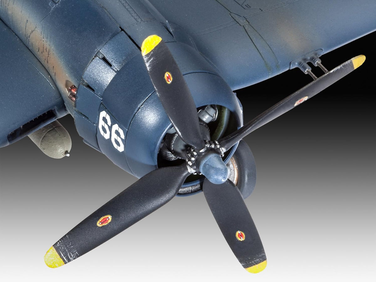 14.8 cm length 17.3 cm spanwidth F4U-4 Corsair Model Kit P480