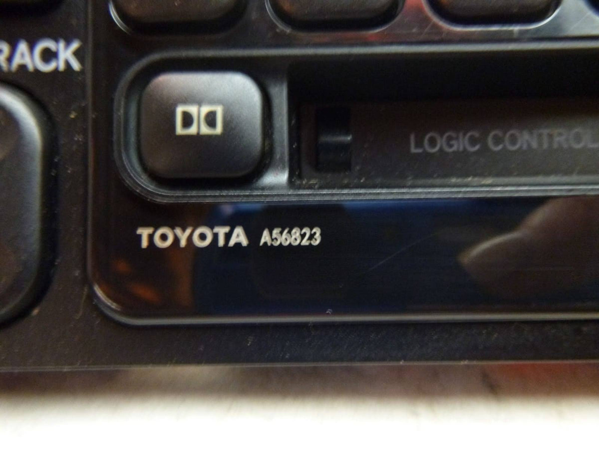 Single Disc CD Cassette Player U899579